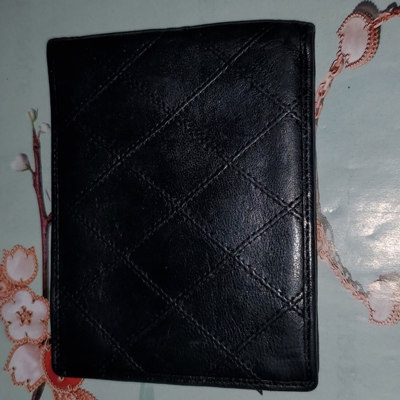 Chanel Bifold Compact Wallet - Picture 3 of 8